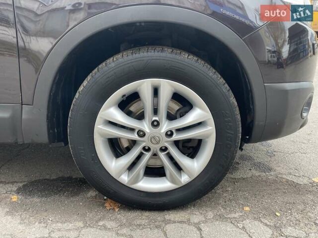 Ниссан Кашкай 2 2013 в Сумах на Automoto.ua Фиолетовый Ниссан Кашкай 2, объемом двигателя 1.6 л и пробегом 219 тыс. км за 13000 $, фото 17 на Automoto.ua