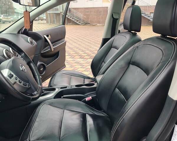 Фиолетовый Ниссан Кашкай 2, объемом двигателя 1.5 л и пробегом 198 тыс. км за 12300 $, фото 21 на Automoto.ua