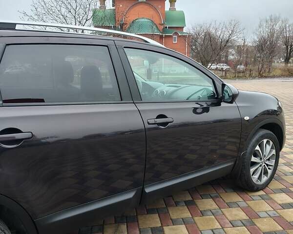 Фиолетовый Ниссан Кашкай 2, объемом двигателя 1.5 л и пробегом 198 тыс. км за 12300 $, фото 5 на Automoto.ua