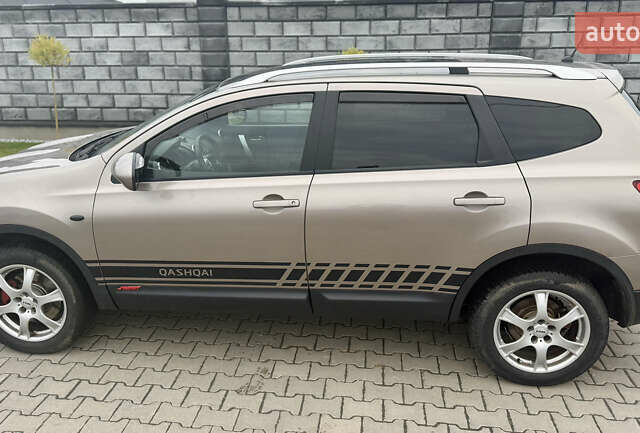 Коричневий Ніссан Кашкай 2, об'ємом двигуна 2 л та пробігом 245 тис. км за 9200 $, фото 1 на Automoto.ua