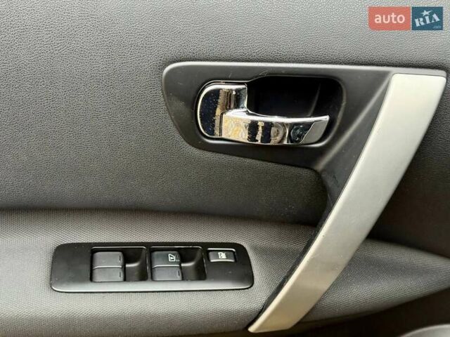 Коричневый Ниссан Кашкай 2, объемом двигателя 1.5 л и пробегом 211 тыс. км за 9999 $, фото 17 на Automoto.ua