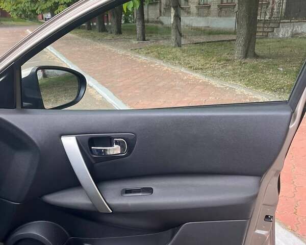 Коричневый Ниссан Кашкай 2, объемом двигателя 1.46 л и пробегом 268 тыс. км за 9900 $, фото 36 на Automoto.ua