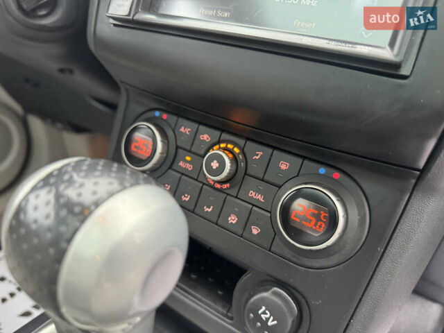 Коричневый Ниссан Кашкай 2, объемом двигателя 2 л и пробегом 206 тыс. км за 13750 $, фото 48 на Automoto.ua