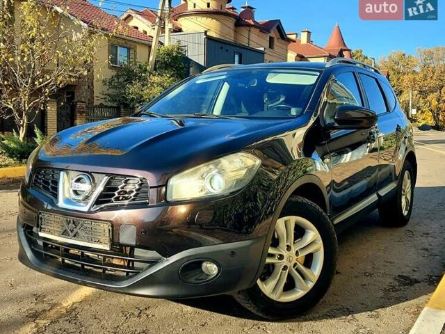 Коричневый Ниссан Кашкай 2, объемом двигателя 2 л и пробегом 151 тыс. км за 10600 $, фото 5 на Automoto.ua