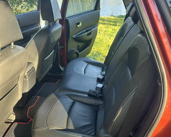 Красный Ниссан Кашкай 2, объемом двигателя 2 л и пробегом 262 тыс. км за 10000 $, фото 15 на Automoto.ua