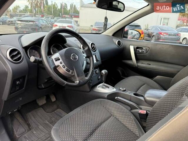 Красный Ниссан Кашкай 2, объемом двигателя 2 л и пробегом 239 тыс. км за 7990 $, фото 22 на Automoto.ua