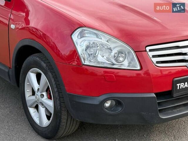Красный Ниссан Кашкай 2, объемом двигателя 2 л и пробегом 240 тыс. км за 7490 $, фото 2 на Automoto.ua