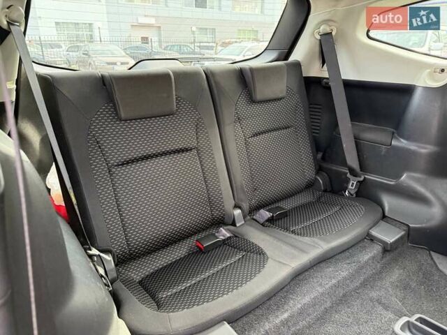 Красный Ниссан Кашкай 2, объемом двигателя 2 л и пробегом 240 тыс. км за 7490 $, фото 42 на Automoto.ua