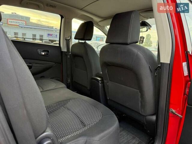 Красный Ниссан Кашкай 2, объемом двигателя 2 л и пробегом 239 тыс. км за 7990 $, фото 38 на Automoto.ua