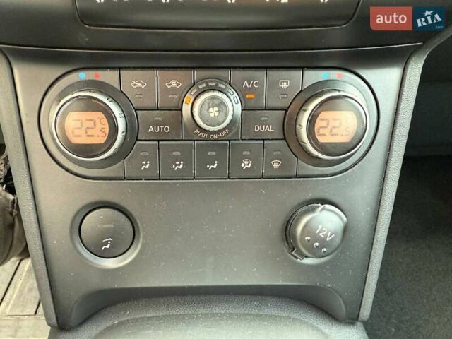 Красный Ниссан Кашкай 2, объемом двигателя 2 л и пробегом 240 тыс. км за 7490 $, фото 34 на Automoto.ua