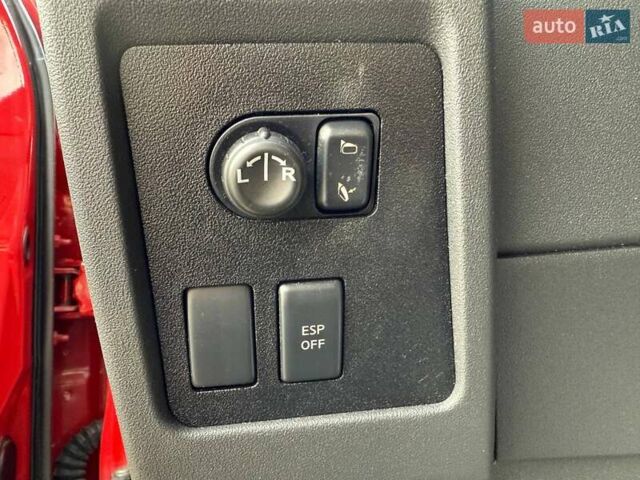 Красный Ниссан Кашкай 2, объемом двигателя 2 л и пробегом 240 тыс. км за 7490 $, фото 36 на Automoto.ua