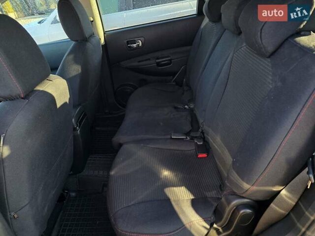 Красный Ниссан Кашкай 2, объемом двигателя 1.5 л и пробегом 292 тыс. км за 9999 $, фото 29 на Automoto.ua