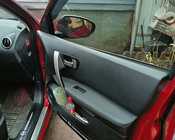 Красный Ниссан Кашкай 2, объемом двигателя 1.46 л и пробегом 196 тыс. км за 11000 $, фото 10 на Automoto.ua