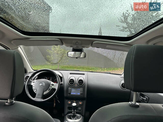 Красный Ниссан Кашкай 2, объемом двигателя 2 л и пробегом 222 тыс. км за 11799 $, фото 16 на Automoto.ua