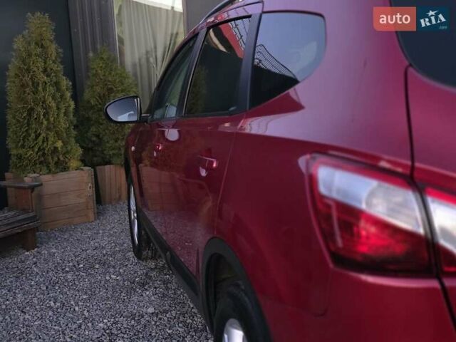 Красный Ниссан Кашкай 2, объемом двигателя 1.5 л и пробегом 292 тыс. км за 9999 $, фото 11 на Automoto.ua