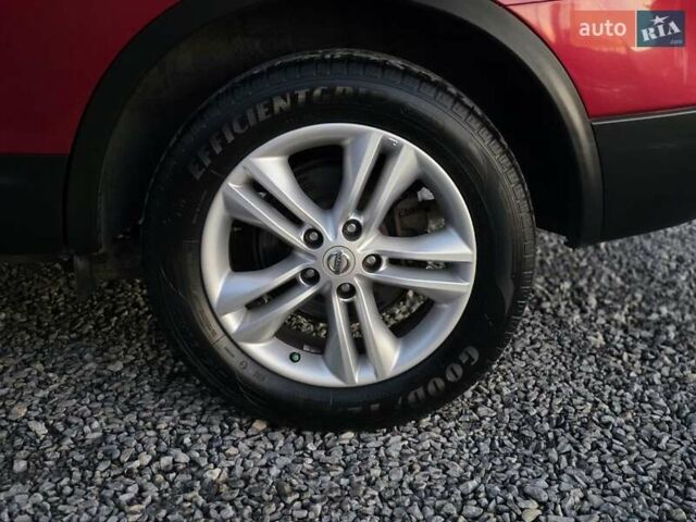 Красный Ниссан Кашкай 2, объемом двигателя 1.5 л и пробегом 292 тыс. км за 9999 $, фото 45 на Automoto.ua