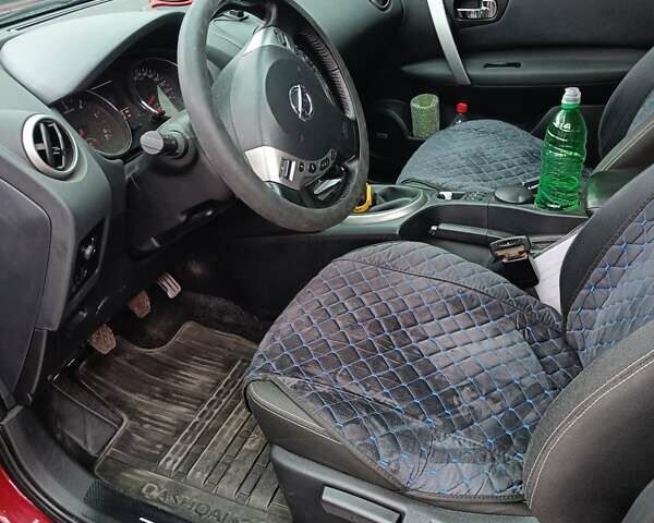 Красный Ниссан Кашкай 2, объемом двигателя 1.46 л и пробегом 196 тыс. км за 11000 $, фото 13 на Automoto.ua