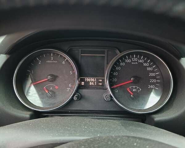 Красный Ниссан Кашкай 2, объемом двигателя 1.46 л и пробегом 196 тыс. км за 11000 $, фото 7 на Automoto.ua