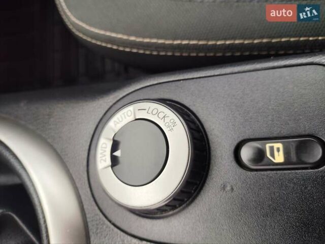 Красный Ниссан Кашкай 2, объемом двигателя 2 л и пробегом 234 тыс. км за 13100 $, фото 17 на Automoto.ua