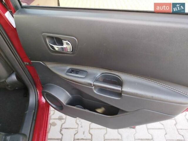 Красный Ниссан Кашкай 2, объемом двигателя 1.5 л и пробегом 226 тыс. км за 10400 $, фото 27 на Automoto.ua