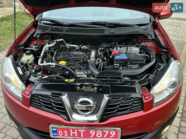 Червоний Ніссан Кашкай 2, об'ємом двигуна 2 л та пробігом 216 тис. км за 10600 $, фото 25 на Automoto.ua