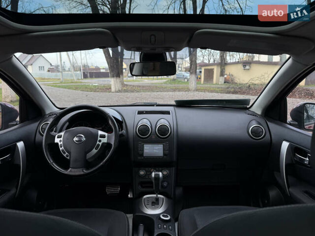 Красный Ниссан Кашкай 2, объемом двигателя 2 л и пробегом 268 тыс. км за 11300 $, фото 26 на Automoto.ua