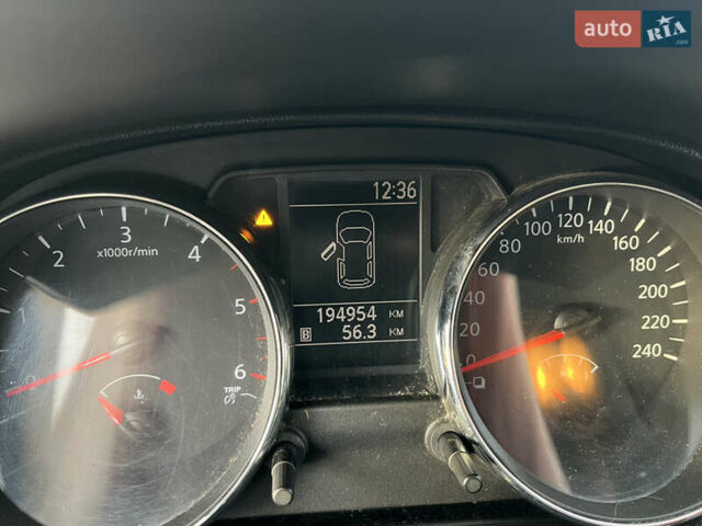 Червоний Ніссан Кашкай 2, об'ємом двигуна 2 л та пробігом 195 тис. км за 9750 $, фото 17 на Automoto.ua