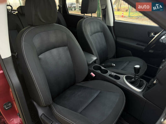 Червоний Ніссан Кашкай 2, об'ємом двигуна 1.6 л та пробігом 168 тис. км за 11400 $, фото 12 на Automoto.ua