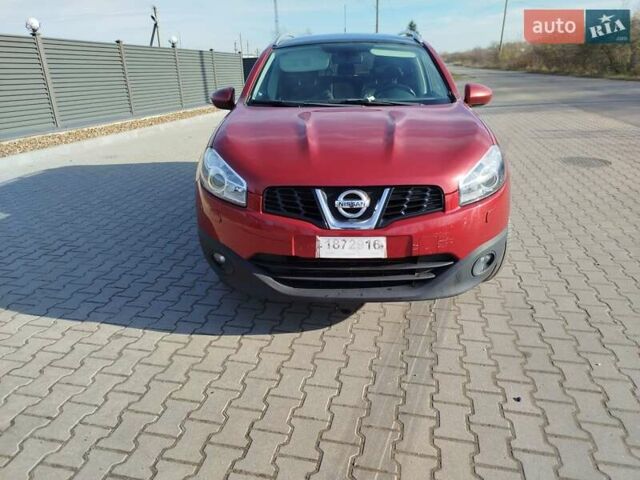 Красный Ниссан Кашкай 2, объемом двигателя 1.5 л и пробегом 226 тыс. км за 10400 $, фото 2 на Automoto.ua