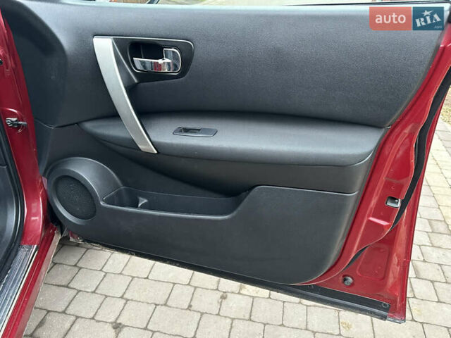 Червоний Ніссан Кашкай 2, об'ємом двигуна 2 л та пробігом 216 тис. км за 10600 $, фото 17 на Automoto.ua