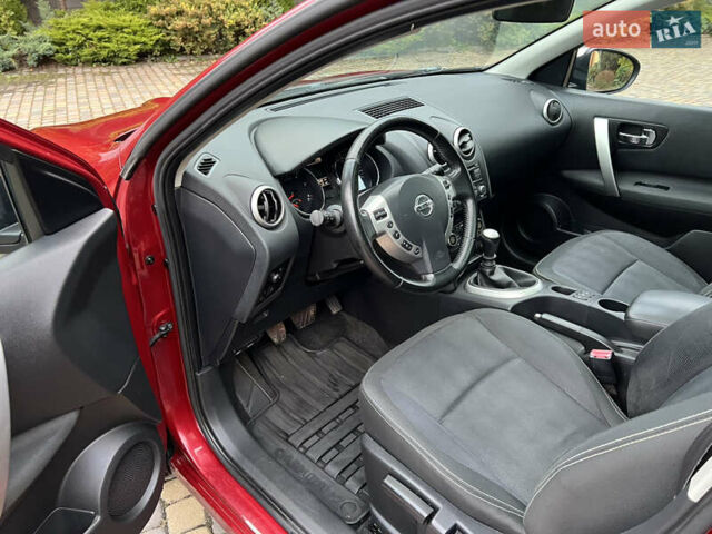 Ниссан Кашкай 2 2011 в Ровно на Automoto.ua Красный Ниссан Кашкай 2, объемом двигателя 1.5 л и пробегом 226 тыс. км за 10750 $, фото 32 на Automoto.ua