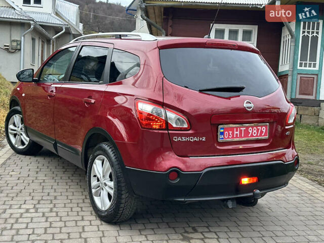 Червоний Ніссан Кашкай 2, об'ємом двигуна 2 л та пробігом 216 тис. км за 10600 $, фото 9 на Automoto.ua