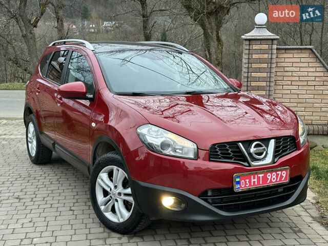 Червоний Ніссан Кашкай 2, об'ємом двигуна 2 л та пробігом 216 тис. км за 10600 $, фото 2 на Automoto.ua
