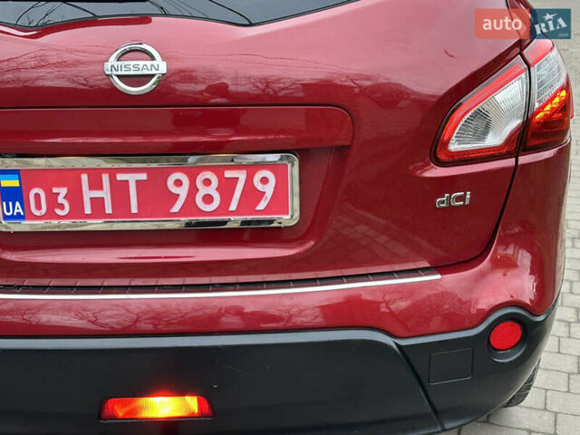 Червоний Ніссан Кашкай 2, об'ємом двигуна 2 л та пробігом 216 тис. км за 10600 $, фото 13 на Automoto.ua