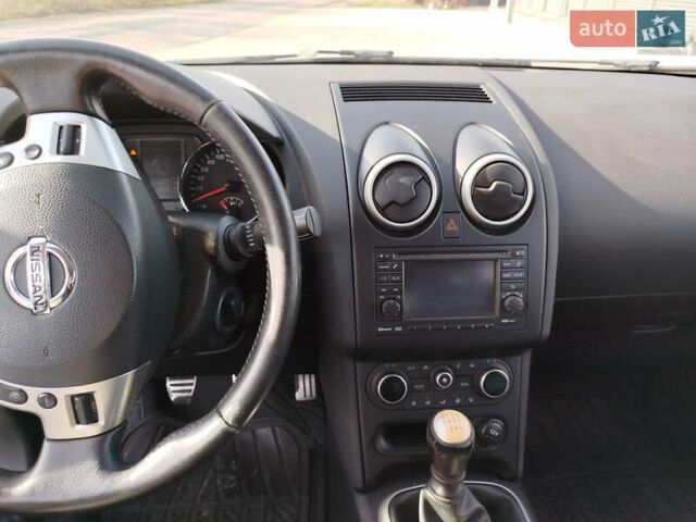 Красный Ниссан Кашкай 2, объемом двигателя 1.5 л и пробегом 226 тыс. км за 10400 $, фото 19 на Automoto.ua