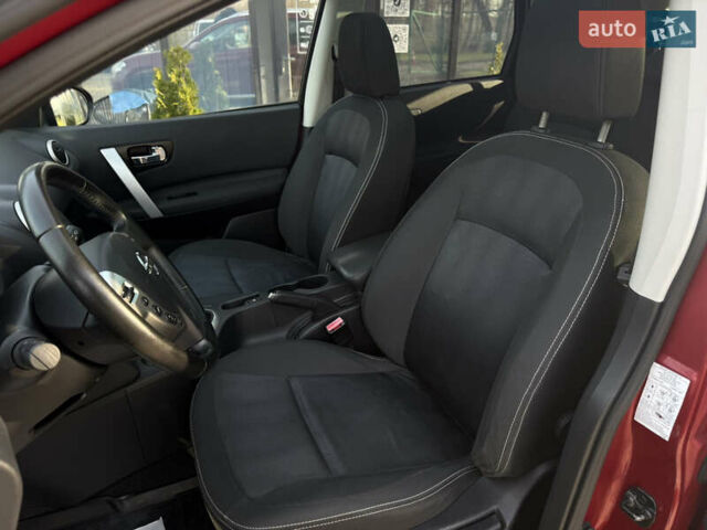 Червоний Ніссан Кашкай 2, об'ємом двигуна 1.6 л та пробігом 168 тис. км за 11400 $, фото 8 на Automoto.ua