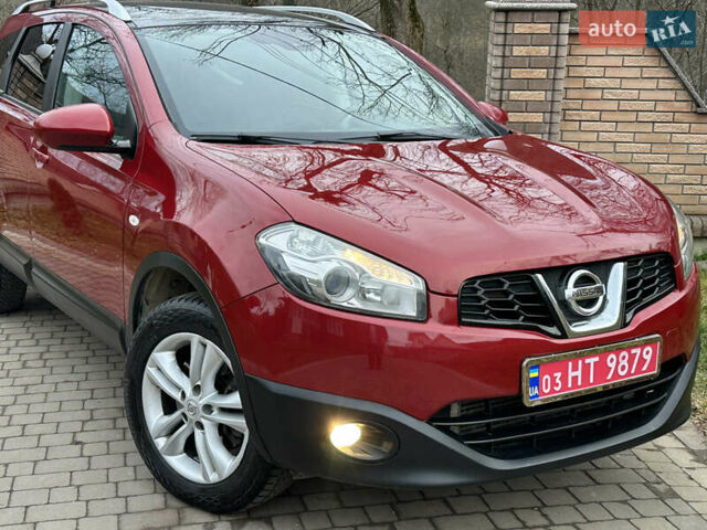 Червоний Ніссан Кашкай 2, об'ємом двигуна 2 л та пробігом 216 тис. км за 10600 $, фото 5 на Automoto.ua