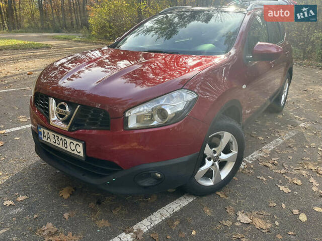 Красный Ниссан Кашкай 2, объемом двигателя 2 л и пробегом 118 тыс. км за 11800 $, фото 9 на Automoto.ua