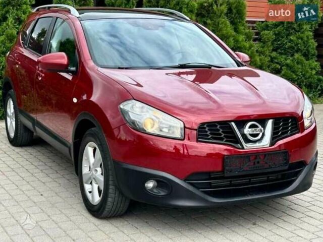 Красный Ниссан Кашкай 2, объемом двигателя 0 л и пробегом 145 тыс. км за 11800 $, фото 1 на Automoto.ua
