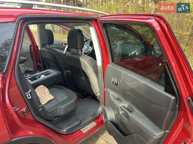 Красный Ниссан Кашкай 2, объемом двигателя 2 л и пробегом 118 тыс. км за 11800 $, фото 23 на Automoto.ua