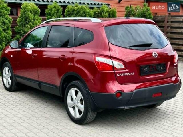 Красный Ниссан Кашкай 2, объемом двигателя 0 л и пробегом 145 тыс. км за 11800 $, фото 2 на Automoto.ua