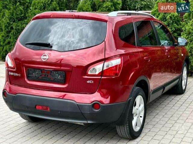 Красный Ниссан Кашкай 2, объемом двигателя 0 л и пробегом 145 тыс. км за 11800 $, фото 3 на Automoto.ua
