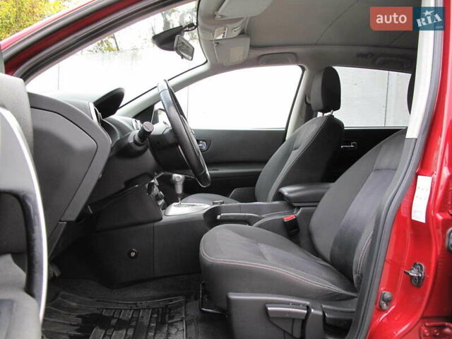 Ниссан Кашкай 2 2013 в Киеве на Automoto.ua Красный Ниссан Кашкай 2, объемом двигателя 2 л и пробегом 95 тыс. км за 13400 $, фото 14 на Automoto.ua