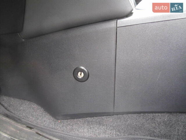 Ниссан Кашкай 2 2013 в Киеве на Automoto.ua Красный Ниссан Кашкай 2, объемом двигателя 2 л и пробегом 95 тыс. км за 13400 $, фото 15 на Automoto.ua