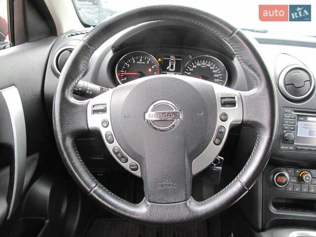 Ниссан Кашкай 2 2013 в Киеве на Automoto.ua Красный Ниссан Кашкай 2, объемом двигателя 2 л и пробегом 95 тыс. км за 13400 $, фото 26 на Automoto.ua