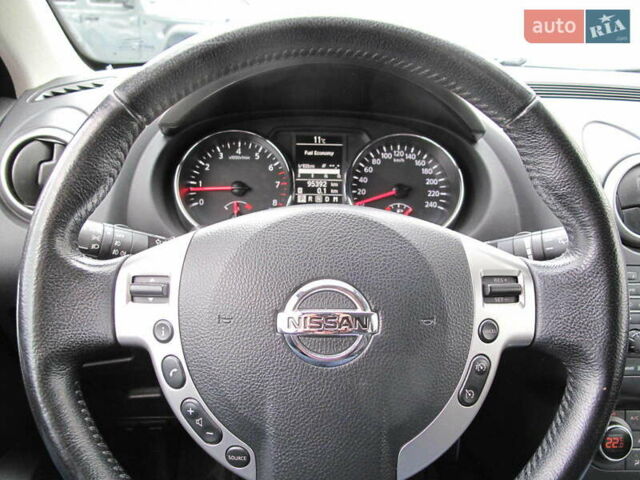 Ниссан Кашкай 2 2013 в Киеве на Automoto.ua Красный Ниссан Кашкай 2, объемом двигателя 2 л и пробегом 95 тыс. км за 13400 $, фото 69 на Automoto.ua