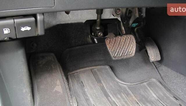 Ниссан Кашкай 2 2013 в Киеве на Automoto.ua Красный Ниссан Кашкай 2, объемом двигателя 2 л и пробегом 95 тыс. км за 13400 $, фото 16 на Automoto.ua