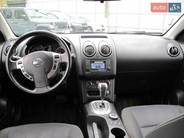 Ниссан Кашкай 2 2013 в Киеве на Automoto.ua Красный Ниссан Кашкай 2, объемом двигателя 2 л и пробегом 95 тыс. км за 13400 $, фото 24 на Automoto.ua