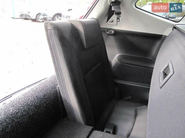 Ниссан Кашкай 2 2013 в Киеве на Automoto.ua Красный Ниссан Кашкай 2, объемом двигателя 2 л и пробегом 95 тыс. км за 13400 $, фото 30 на Automoto.ua