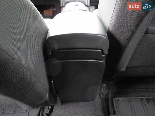 Ниссан Кашкай 2 2013 в Киеве на Automoto.ua Красный Ниссан Кашкай 2, объемом двигателя 2 л и пробегом 95 тыс. км за 13400 $, фото 25 на Automoto.ua